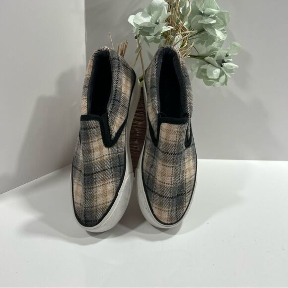 Restricted Plaid Slip On Sneakers sz 6.5 Platform # 7-J - Picture 5 of 7
